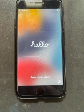 Apple iPhone 7 32gig (Black) - Unlocked Smartphone - MINT condition.